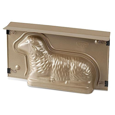 Dr. Oetker Backform Lamm zu Ostern – 900 ml Füllvolumen – 3D Kuchenform in Gold mit Antihaftbeschichtung und Osterlamm als Motiv zum backen – Leckere Deko in Osterlammform im Sale